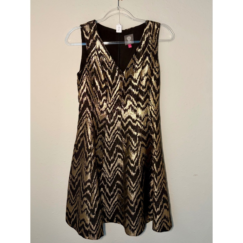 Vince Camuto Gold Black Metallic Chevron V-Neck Fit Flare Cocktail Dress 2